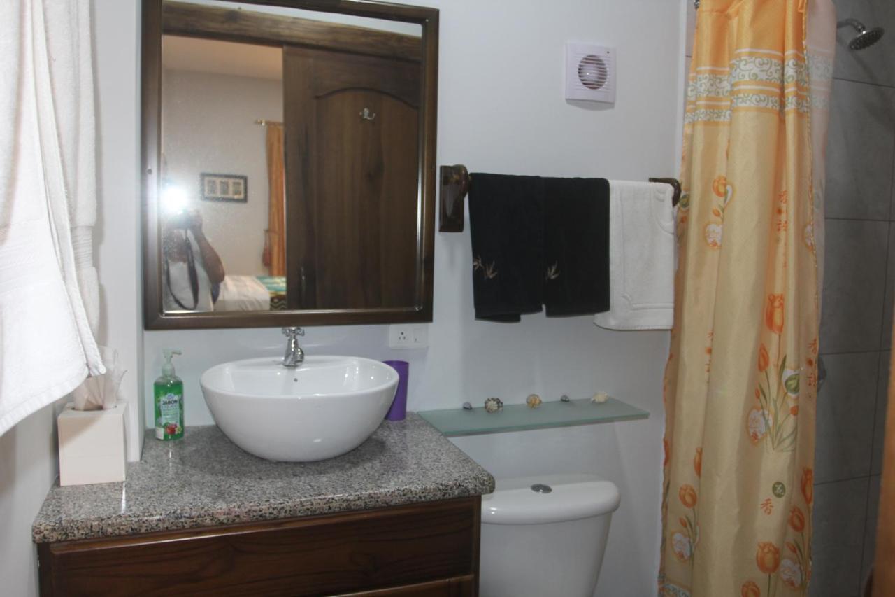 קנואה El Ocaso Oceanfront Apartment מראה חיצוני תמונה